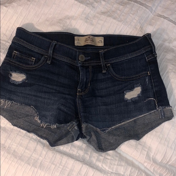 Hollister short-shorts - Picture 1 of 3